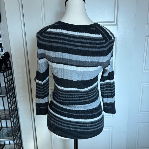 Croft & Barrow V-Neck Sweater - Black, Gray, White - Picture 2 of 3